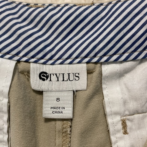 Stylus 3.5” Khaki Shorts - Picture 6 of 8